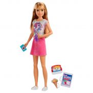 FHY89/FXG91 Кукла Barbie "Уход за детьми" FHY89/FXG91 Кукла Barbie "Уход за детьми"