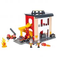 33833 BRIO Игровой набор Пожарное отделение, 2 эт., свет, звук, 12 предм.