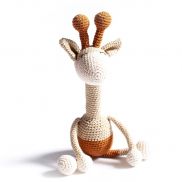 ikkvi008 Вязаная игрушка Жираф, 28 см, цвет горчичный