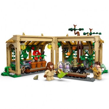 76445 Конструктор Гарри Поттер "Замок Хогвартс: Класс Гербологии"