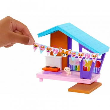 HJY88 Игровой набор Barbie Челси "День рождения щенков"