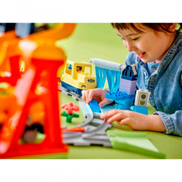 10428 Конструктор Дупло "Большой интерактивный городской поезд" 10428 Конструктор Дупло "Большой интерактивный городской поезд"