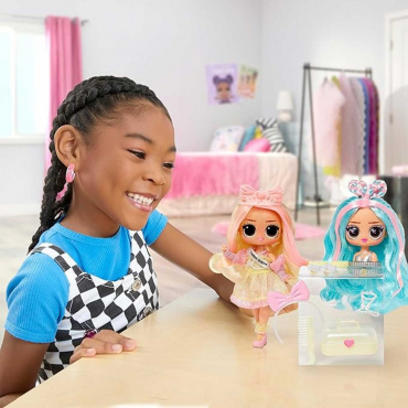 591733 Игровой набор с куклой LOL Surprise! Tweens серии Surprise Swap Винни Вейвз