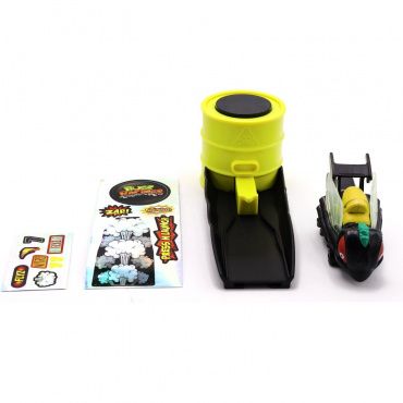K02BR003-8 Игровой набор "Гонка жуков" с 1 машинкой и пусковым механизмом черная Муха Flyz Bugs