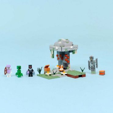 21586 Конструктор Майнкрафт "Бледный сад"