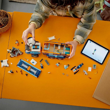 60471 Конструктор Сити "Грузовик-научная лаборатория Арктической экспедиции"