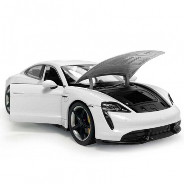 18-21098 Модель автомобиля Porsche Taycan Turbo 1:24