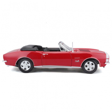31684 Машинка die-cast 1967 Chevrolet Camaro SS 396 Convertible, 1:18, красная, открывающиеся двери
