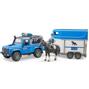 02588 Игрушка из пластмассы Bruder Внедорожник Land Rover Defender полицейский с прицепом, фигуркой