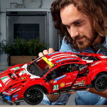 42125 Конструктор Техник "Ferrari 488 GTE AF Corse #51"