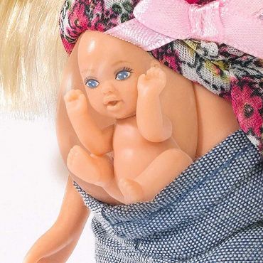 105734000 Кукла Штеффи беременная