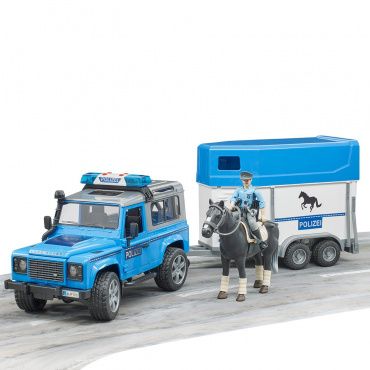 02588 Игрушка из пластмассы Bruder Внедорожник Land Rover Defender полицейский с прицепом, фигуркой