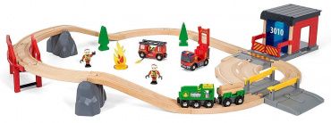 33817 BRIO Игровой набор железная дорога "Пожарная команда спасателей", свет, звук 30 предм. кор