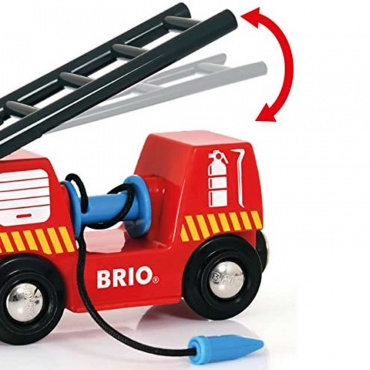 33844 BRIO Игрушка Пожарный поезд,3 ваг.,выдвижн.лестница,водяной шланг,27х5х15см,кор.