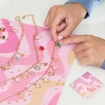 1719 Набор Make it Real Набор для создания браслетов "Стиль и мода в розовом"